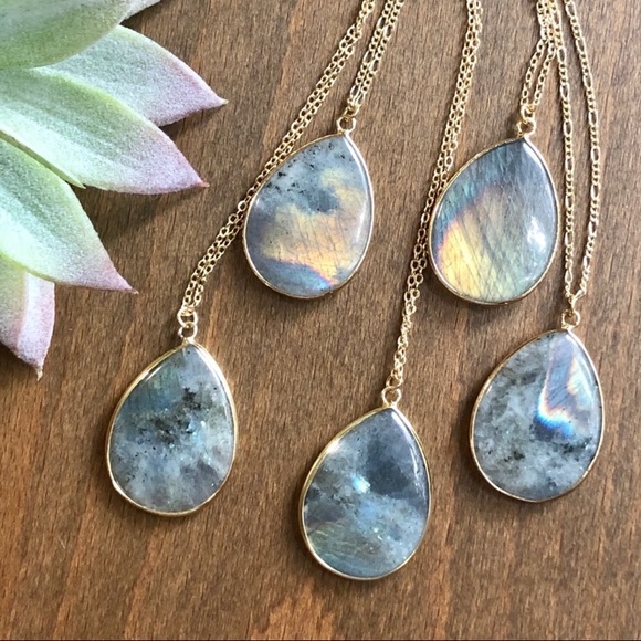Estrella & Luna Jewelry - ❗️LAST❗️Labradorite Teardrop Necklace